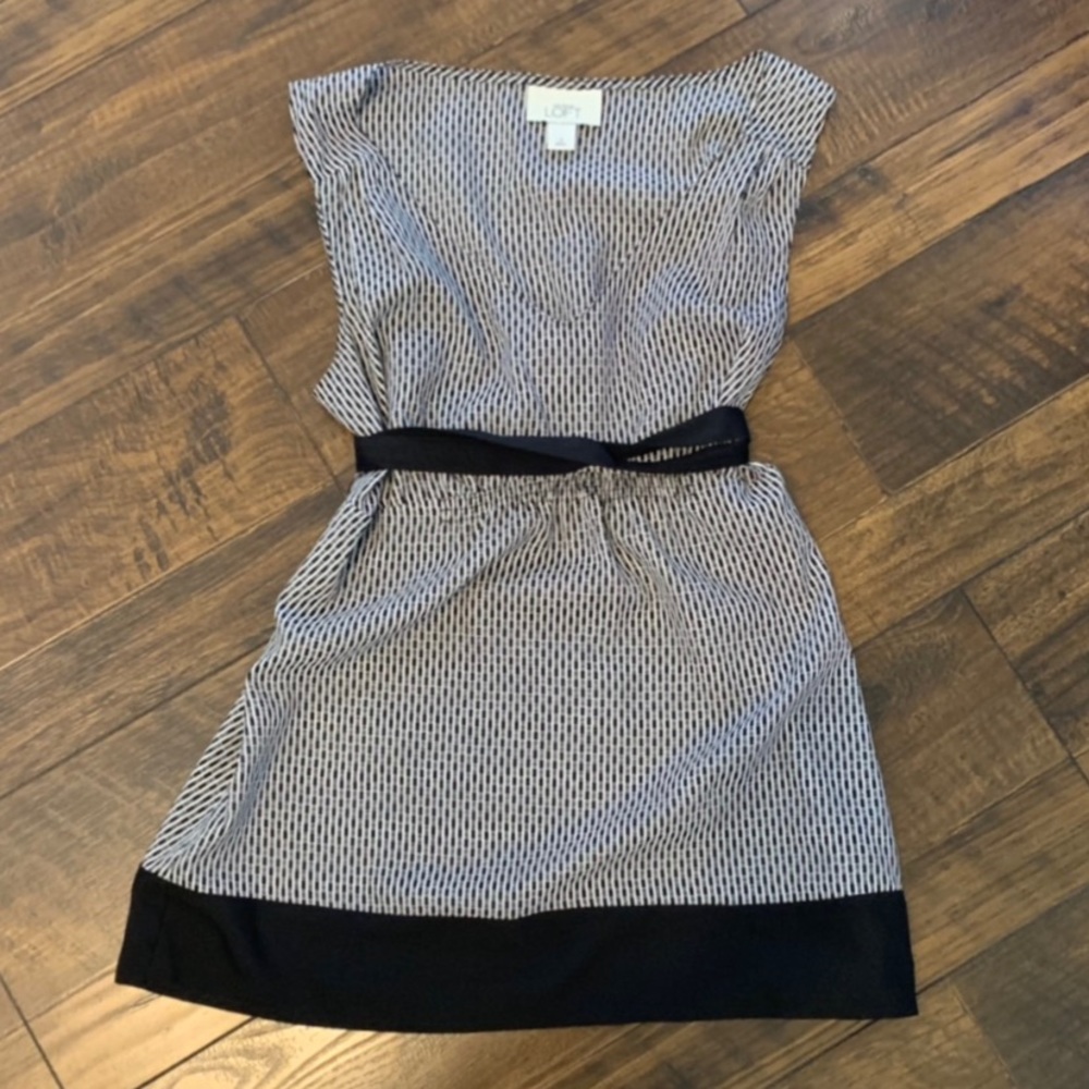 LOFT blouse size 2